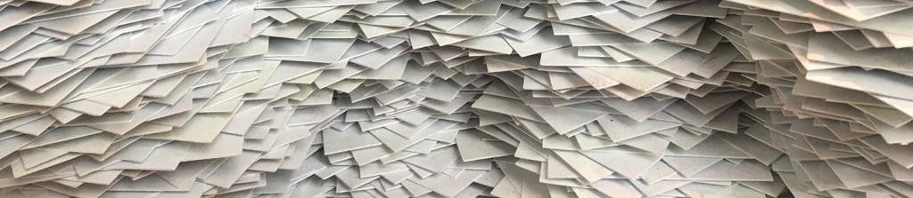 papel reciclado y ecologico diferencia